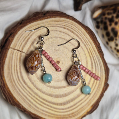Boucles d’oreilles coquillage avec pierre d’amazonite