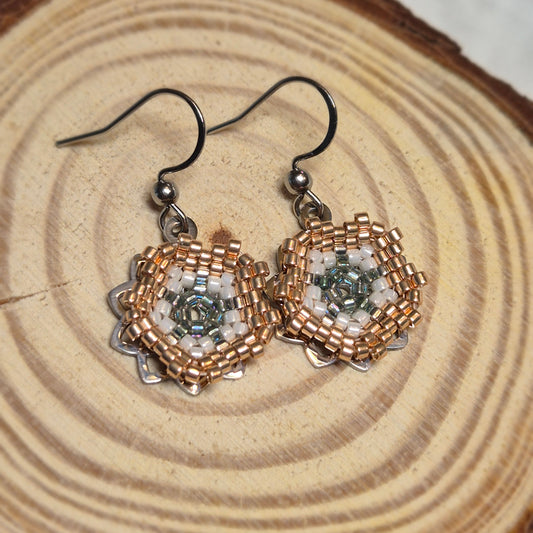 Boucles d’oreilles Sakura dorées