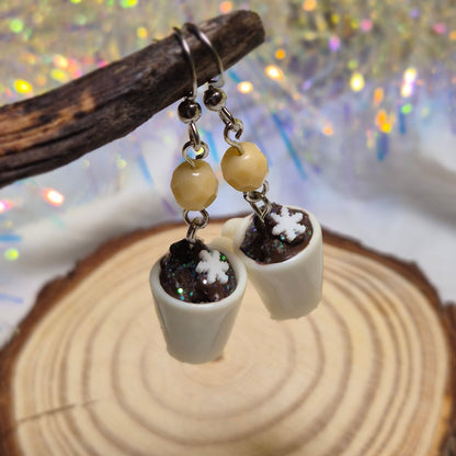 Boucles d’oreilles Boisson de Noël – Édition Caramel