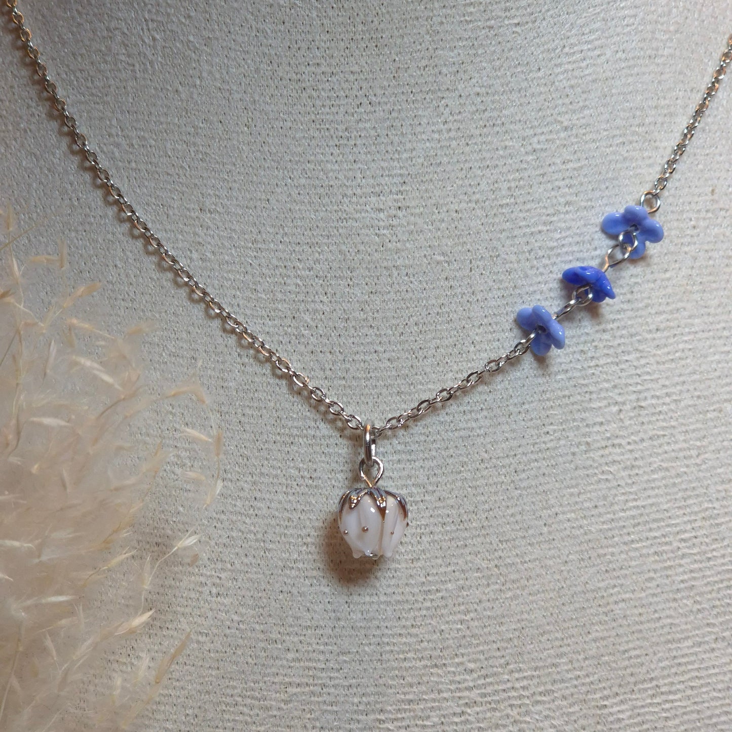 Collier floral – Collection Perles en verre