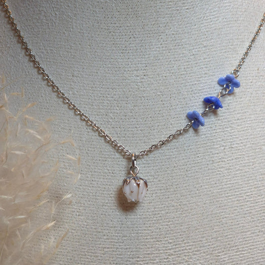 Collier floral – Collection Perles en verre