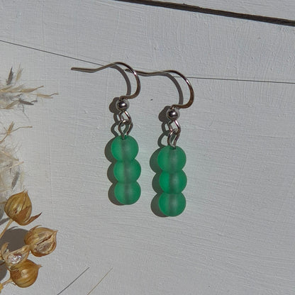 Boucles d’oreilles perles vertes en verre