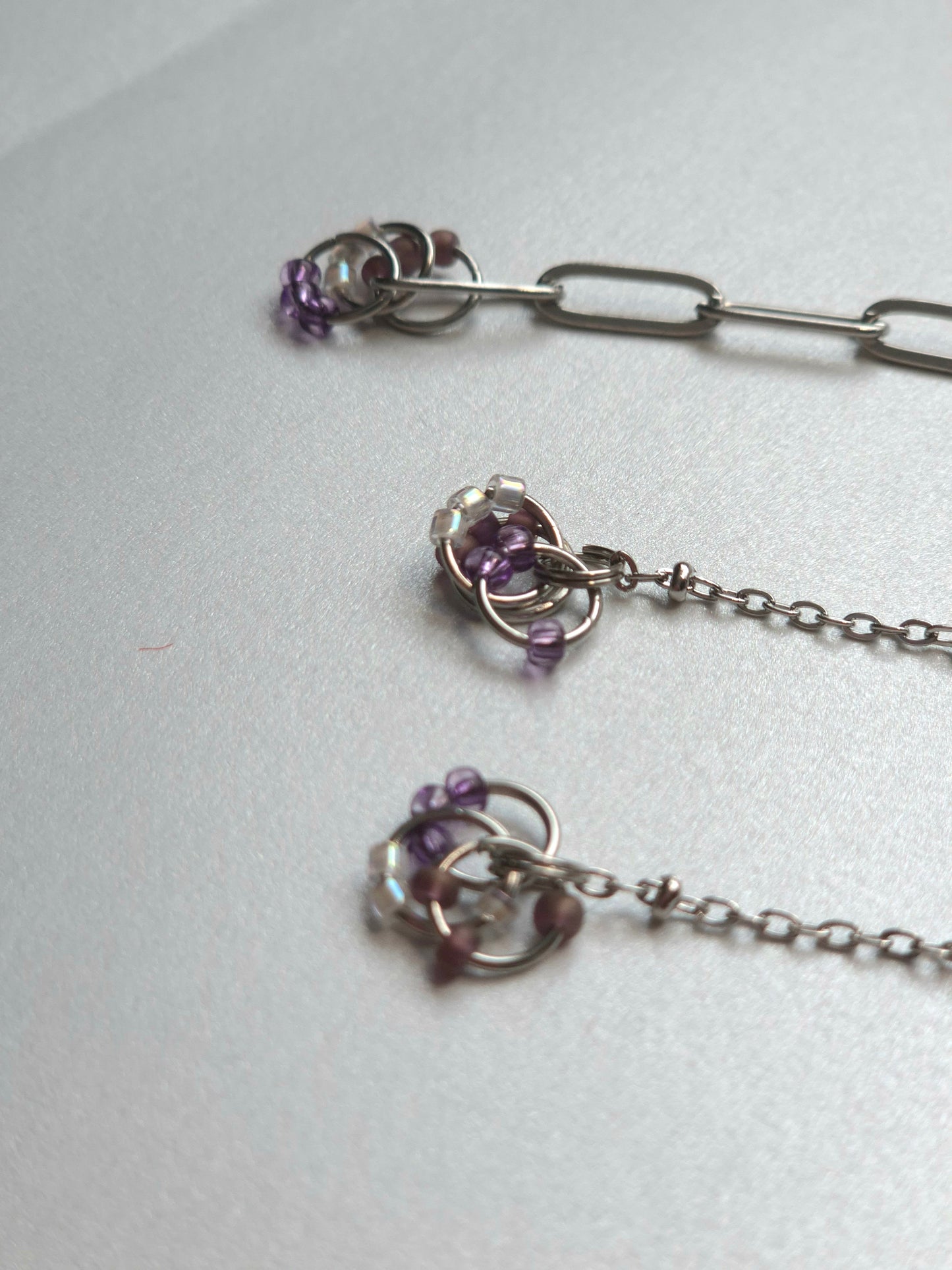 Parure minimaliste violette en acier inoxydable