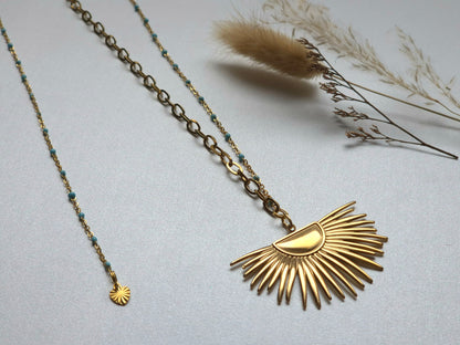 Parure dorée en acier inoxydable – Collier soleil, chaîne de dos et boucles dépareillées