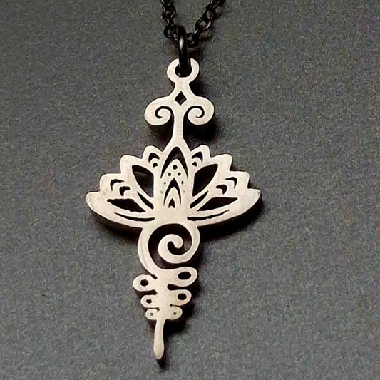 Collier Mystique en Acier Inoxydable – Capsule Éphémère d'Automne
