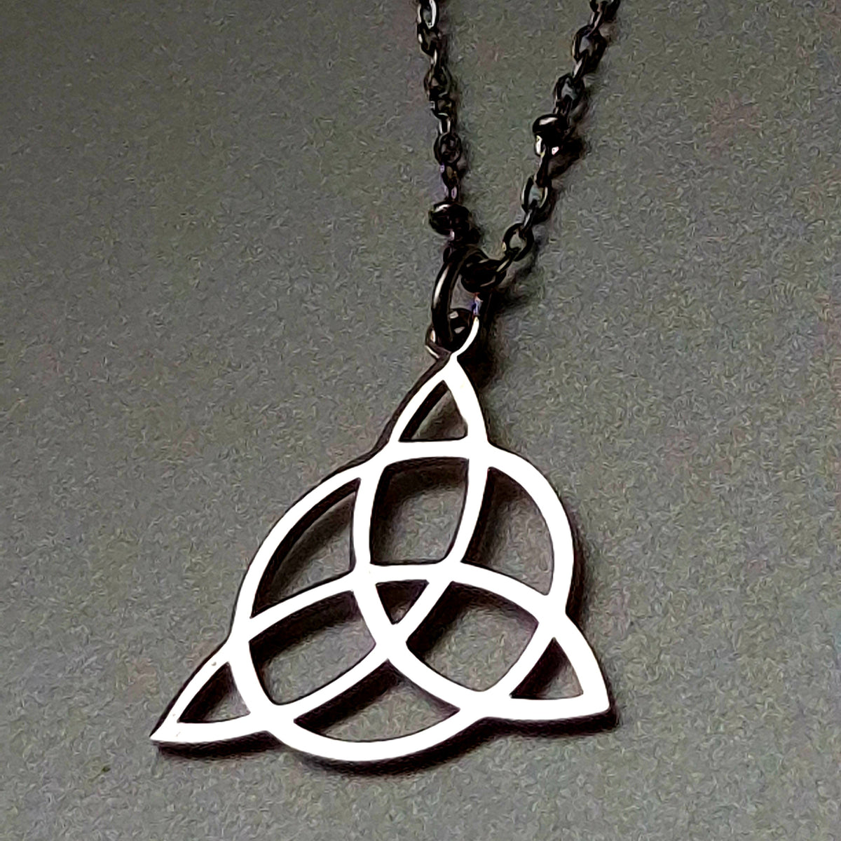 Collier Mystique en Acier Inoxydable – Capsule Éphémère d'Automne