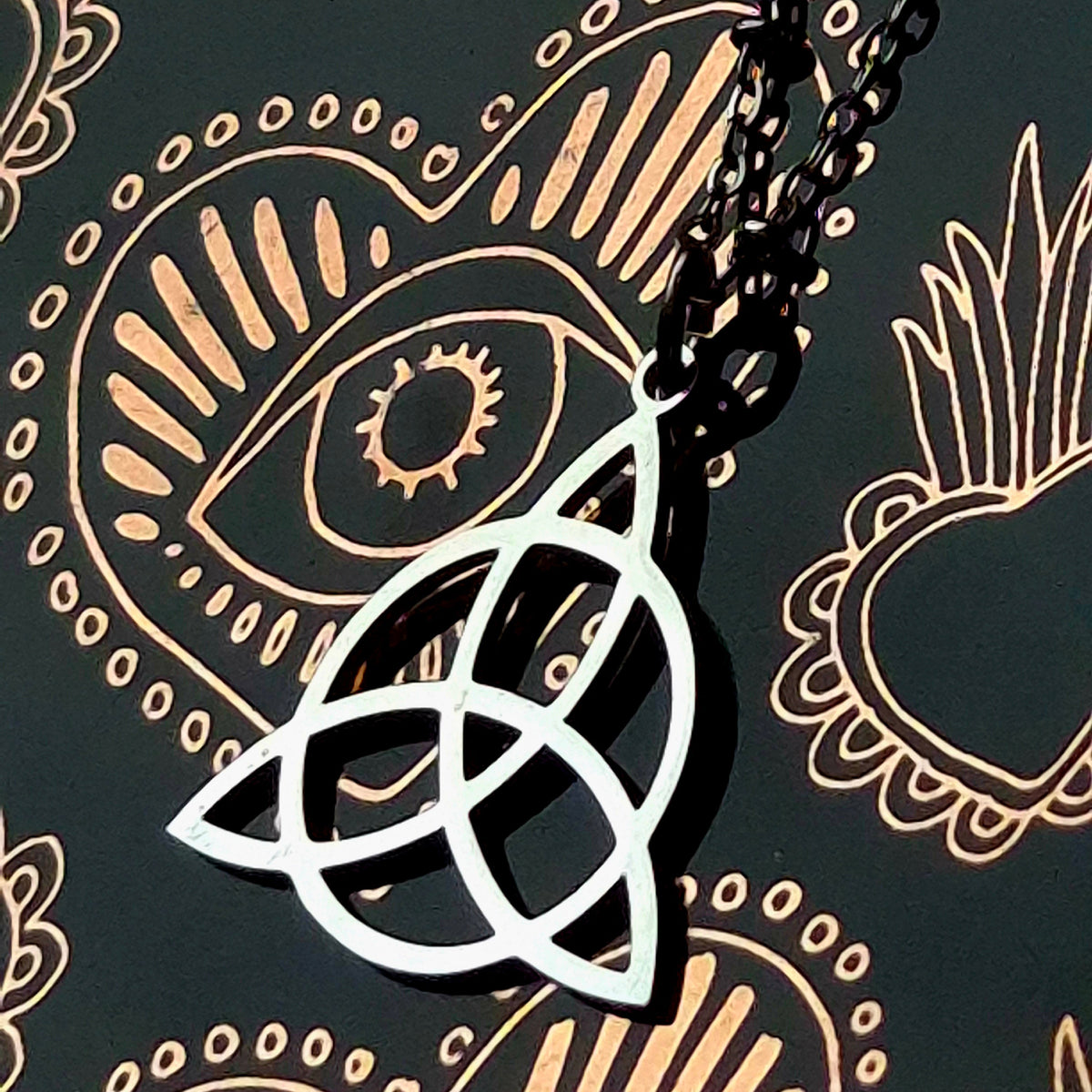 Collier Mystique en Acier Inoxydable – Capsule Éphémère d'Automne